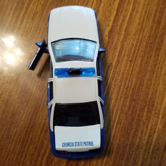 Georgia State Patrol Road Champs die cast police car 1:43 scale - Picture 4 of 10